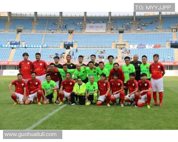 勋望小学足球明星们的成长之路与梦想追逐