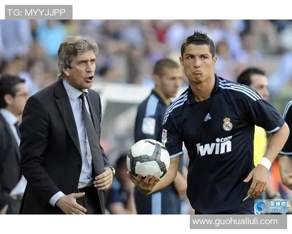 不敢欺负的足球明星背后的故事与荣耀与坚持的精神之旅